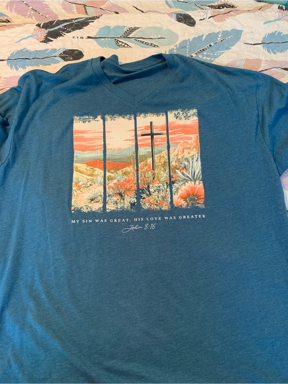 NWOT Women's Blue Christian Graphic Tee - Scenic Cross Design - Picture 1 of 3